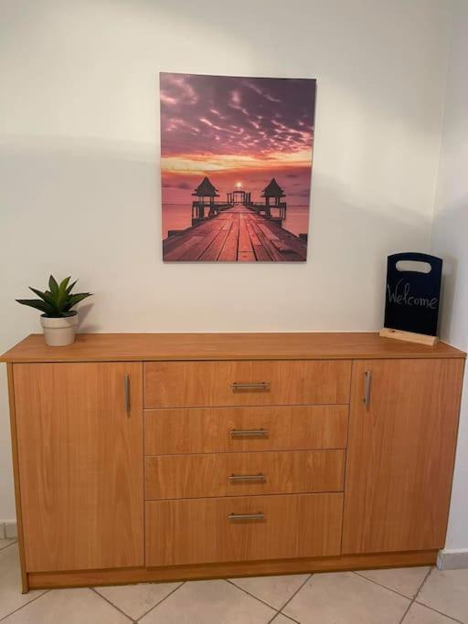 Hestia Airport House - Artemis Appartement Buitenkant foto